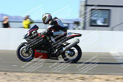 media/Jan-09-2022-SoCal Trackdays (Sun) [[2b1fec8404]]/Front Straight Speed Shots (1pm)/